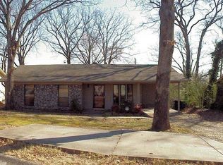 8712 Merrymen Rd, Sherwood, AR 72120