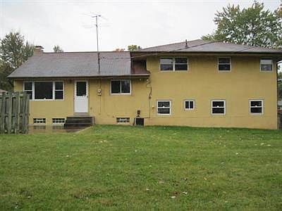 3rd image of 2920 Ivanhoe Dr