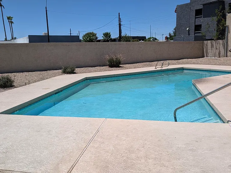 2409 W Campbell Ave #18 — Photo 3
