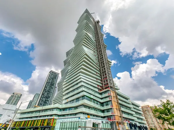 3883 Quartz Rd #6015, Mississauga, ON L5B 0M4