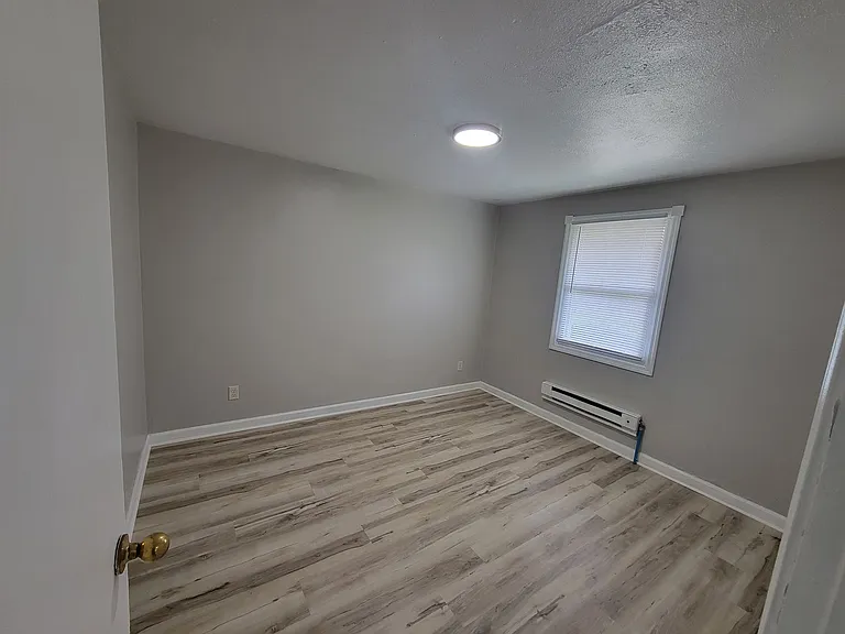 152 Maywood Avenue — Photo 7