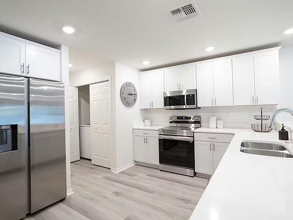5th image of 2805 Idyll Lakes Cir