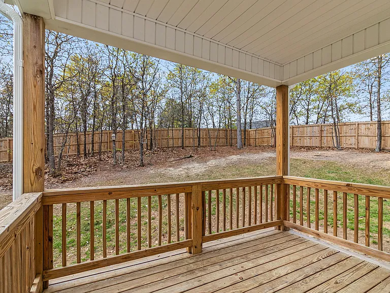 216 Bunting Dr — Photo 34
