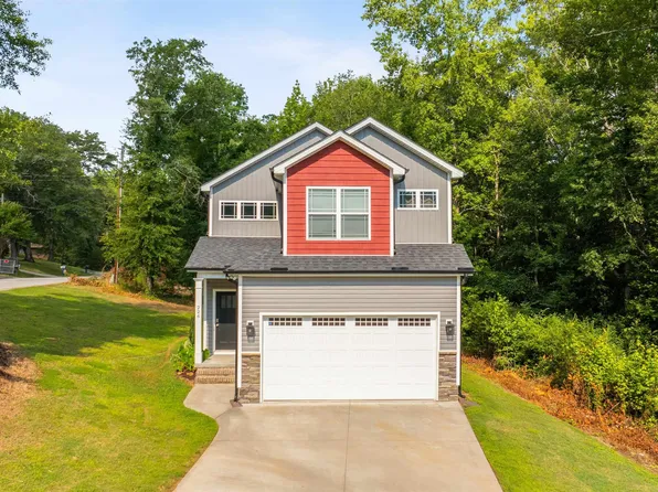 226 Alice Farr Dr, Greenville, SC 29617