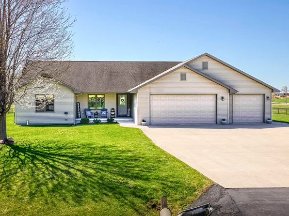 3277 Wismer Ln, Neenah, WI 54956
