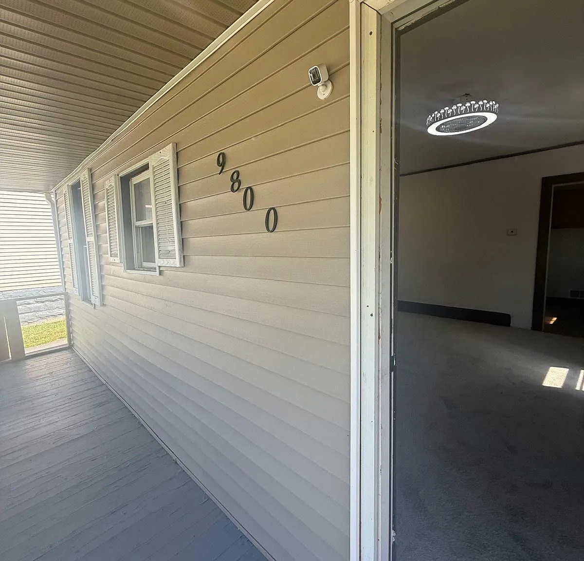 4 bed, 1400 sqft, $1,500 — Photo 3