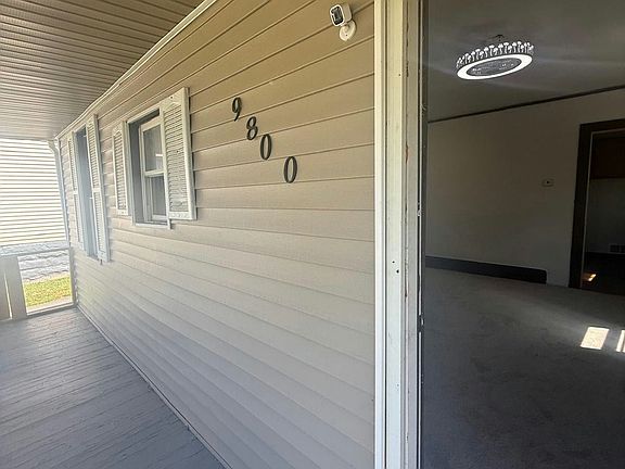3rd image of 9800 Kennedy Ave