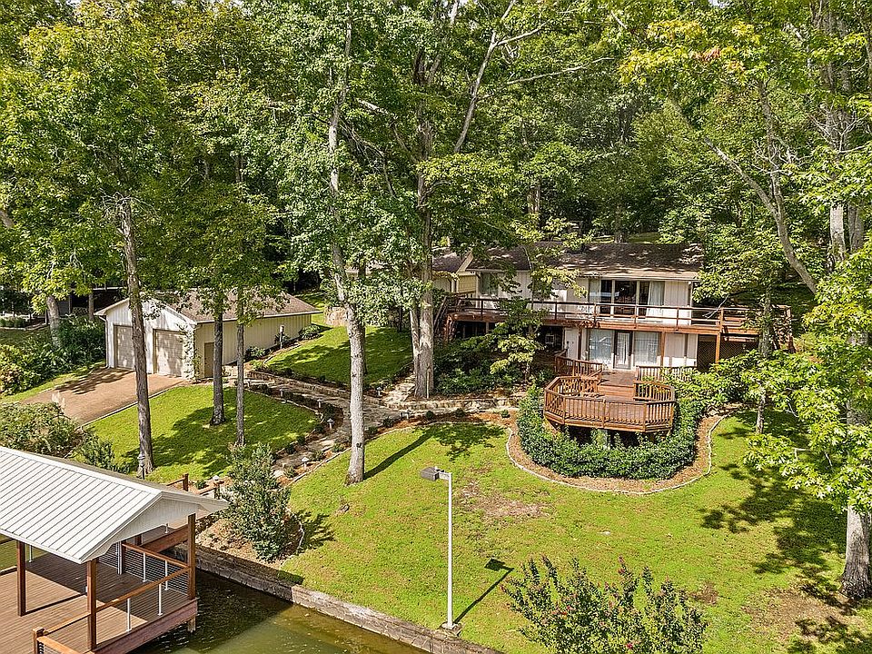 1st image of 5804 Dogwood Dr