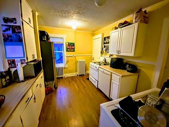 5th image of 1325 W Portland Ave Floor 1