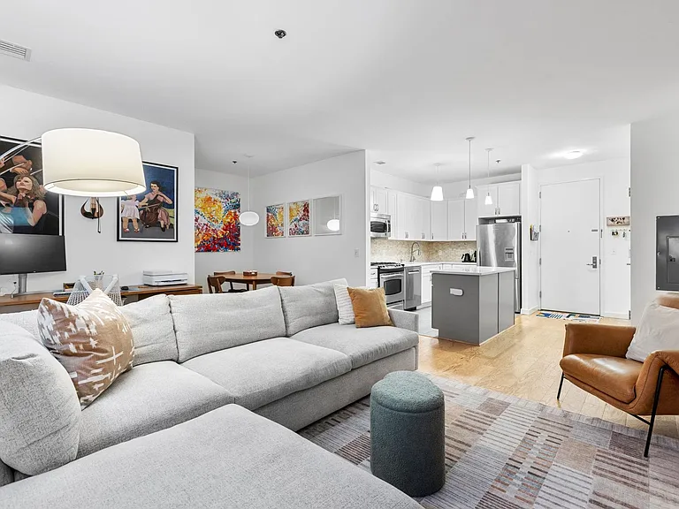 25 McWilliams Pl — Photo 6