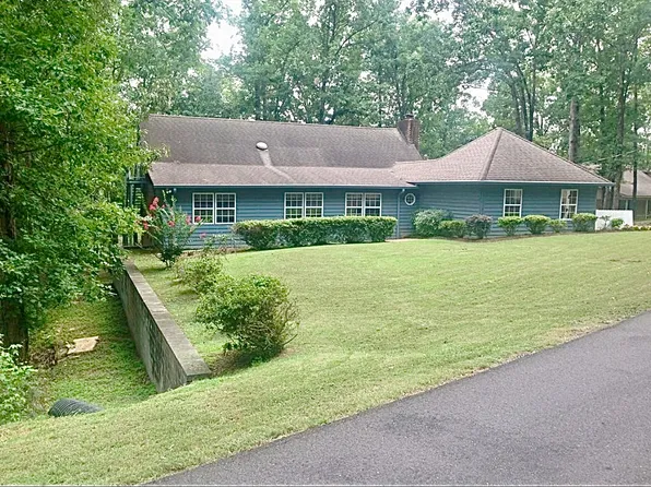 177 Winchester Dr, Columbus, MS 39705