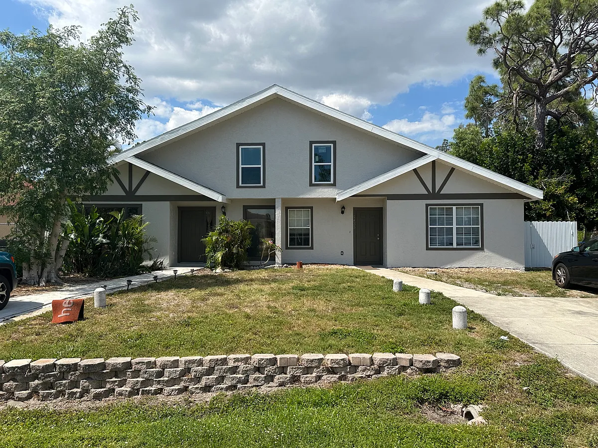 Building Photo - 7435 Albany Rd