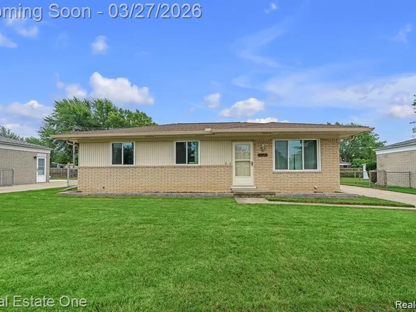 18576 Matthew Dr, Clinton Township, MI 48035