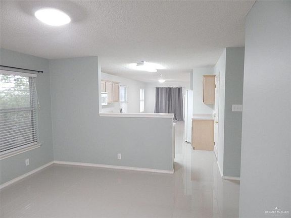 3rd image of 3605 Bluebird Ave