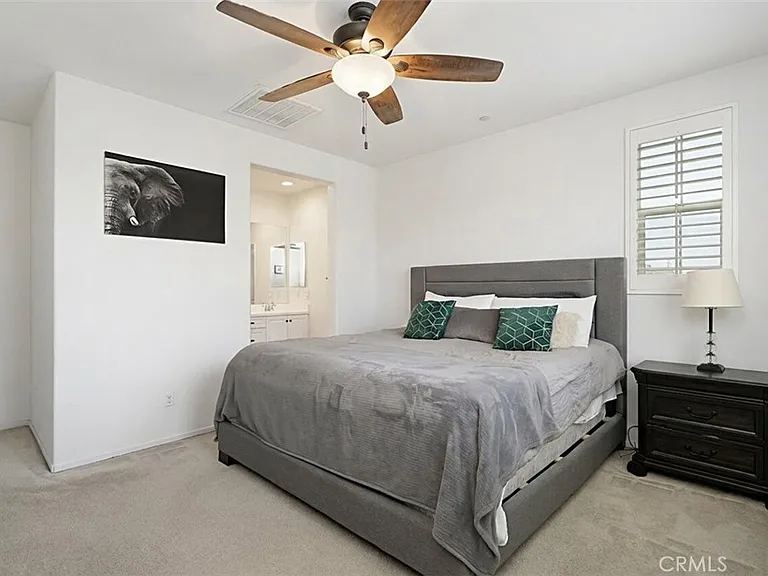 3305 E Midsummer Privado — Photo 23
