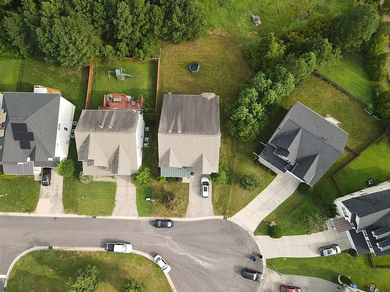 1606 Morehead Hill Ct — Photo 35
