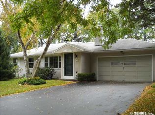 59 Bay Knoll Rd, Rochester, NY 14622