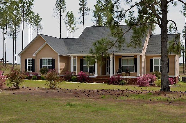 1st image of 122 Country Woods Ct