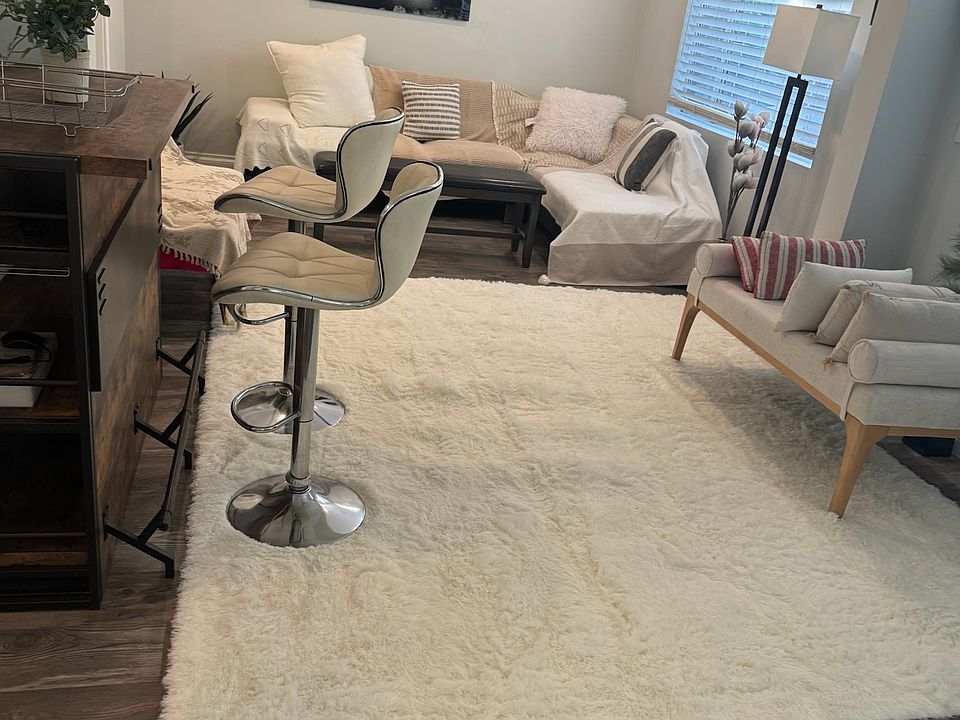 1st image of 1200 Tamarind Ave