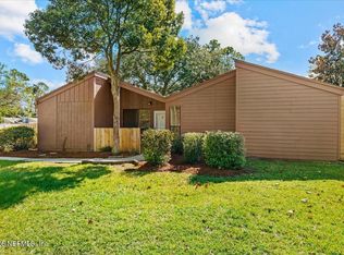 2524 WHISPERING WOODS Boulevard #3, Jacksonville, FL 32246