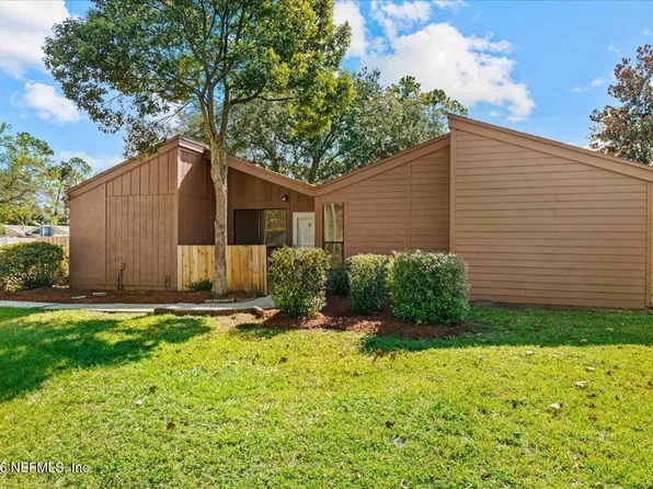 2524 WHISPERING WOODS Boulevard #3, Jacksonville, FL 32246
