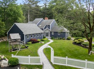 21 Forest Ln, Manchester, MA 01944