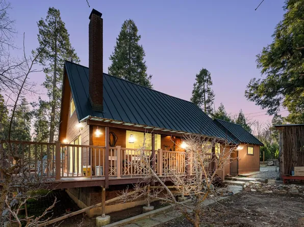 41722 Merriman Ln, Auberry, CA 93602