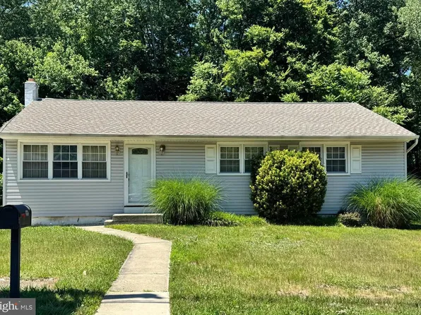 635 1st Ave, Deptford, NJ 08096