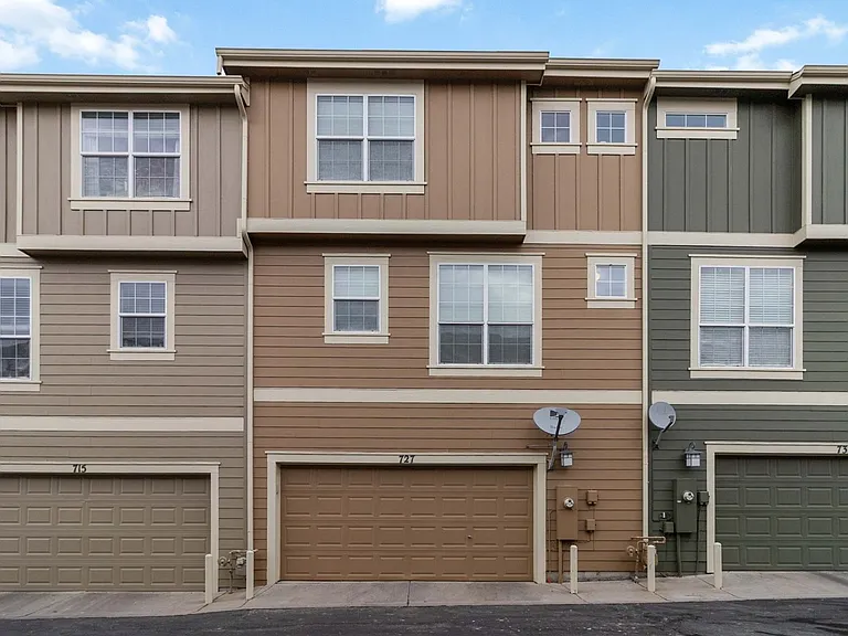 727 Crooked Y Point — Photo 22