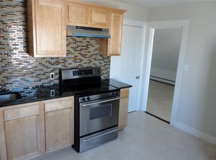 33 Lenox Ave, Providence, RI 02907