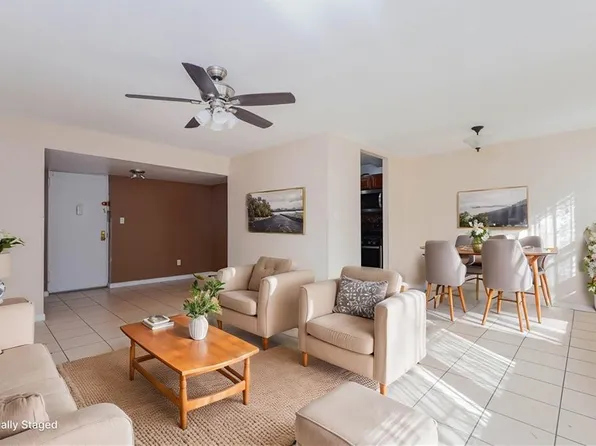 989 E 108th St APT Bb, Brooklyn, NY 11236