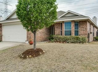 10408 Barber Ln, Benbrook, TX 76126