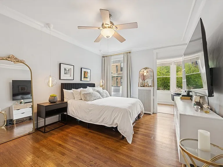 745 W Brompton Ave #2 — Photo 7