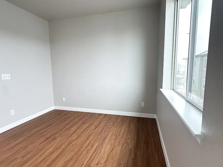 3rd Bed - Also fits Queen Sized Bed