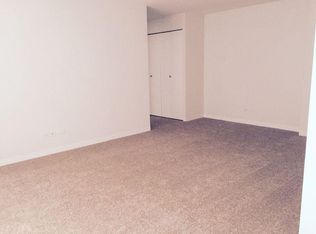 2426 N Clark St #305, Chicago, IL 60614