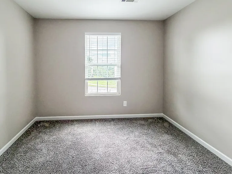 2653 Jordan Ridge Dr — Photo 16