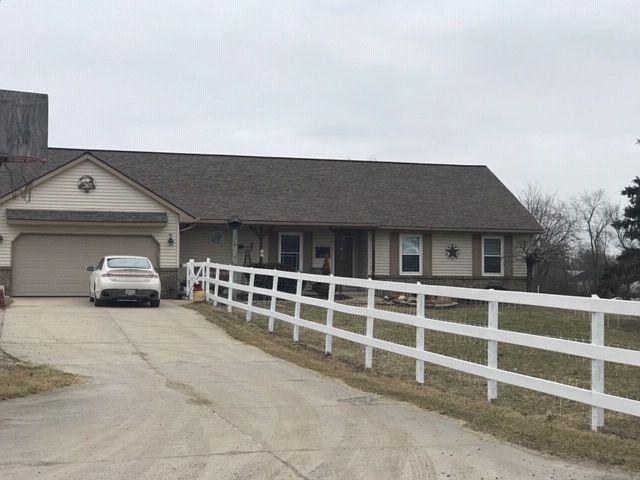 2nd image of 720 Mary Lee Dr