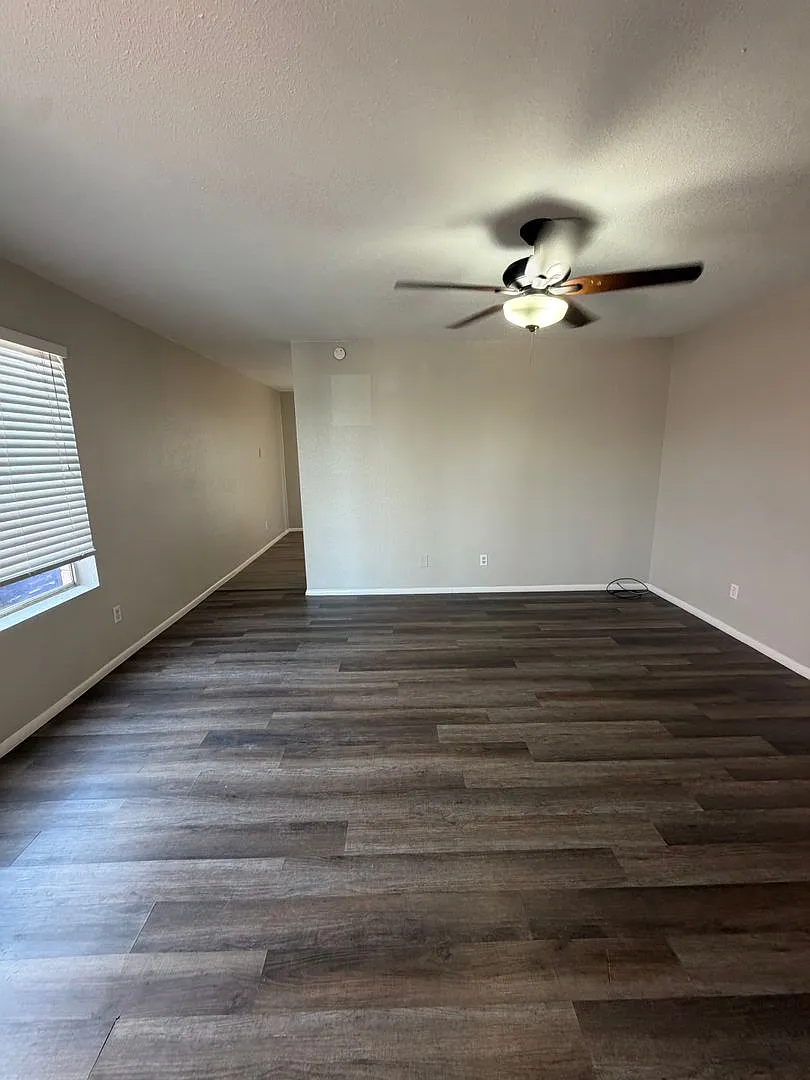 Mesa 3BD/2BA Home for Rent! — Photo 2