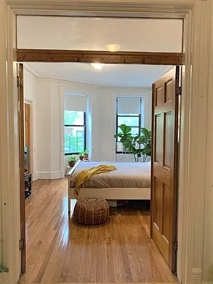 Rented by Virtual Real Estate | media 31