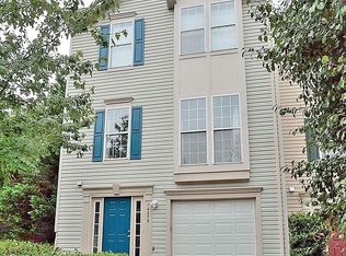 14275 Glade Spring Dr, Centreville, VA 20121