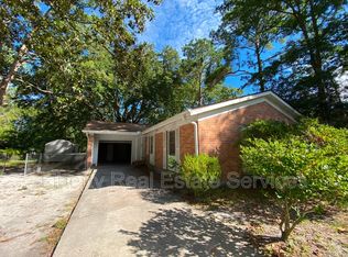 4 Oak St, Hinesville, GA 31313