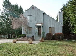 22 Arthur Dr, Montauk, NY 11954