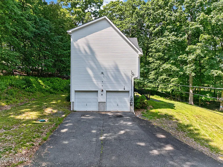 115 Blackberry Dr — Photo 6