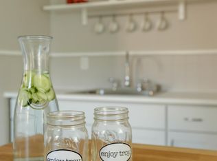 175 4th St #1S, Troy, NY 12180