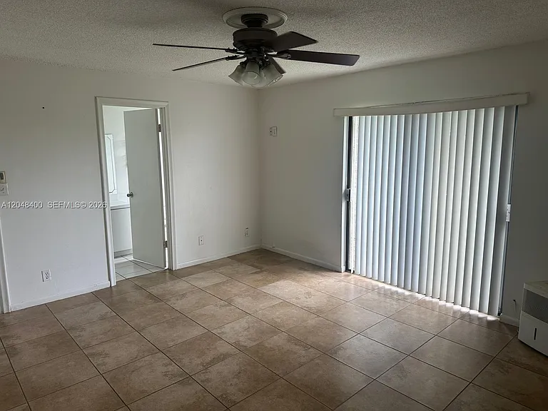 500 NE 2nd St #408 — Photo 9