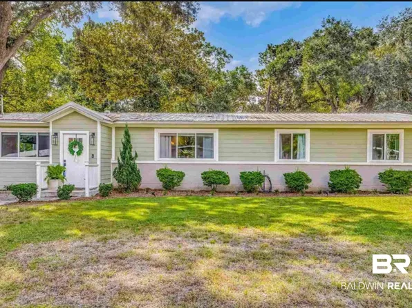 3275 Adrian Rd, Pensacola, FL 32504