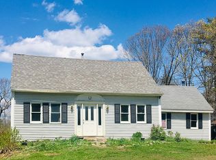 1239 Weeks Mills Rd, Augusta, ME 04330