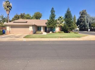 2651 Dennis Ave, Clovis, CA