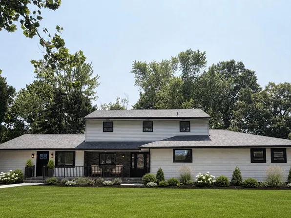 1 Greg Lane, East Northport, NY 11731