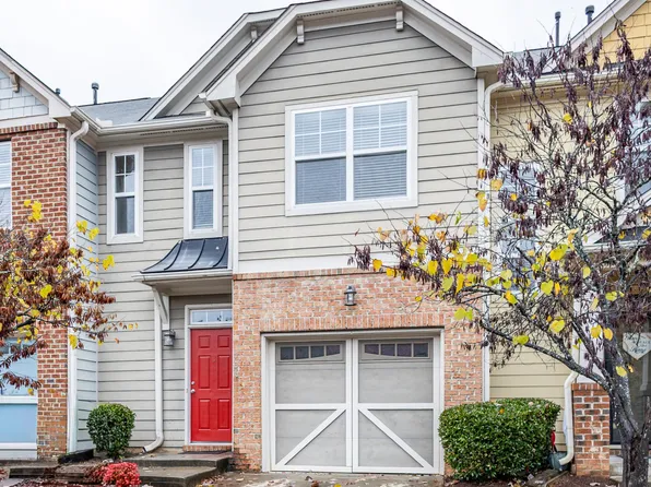706 Mardonie Reach Ln, Cary, NC 27519